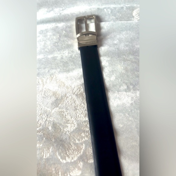 Tommy Hilfiger Belt - Picture 3 of 3